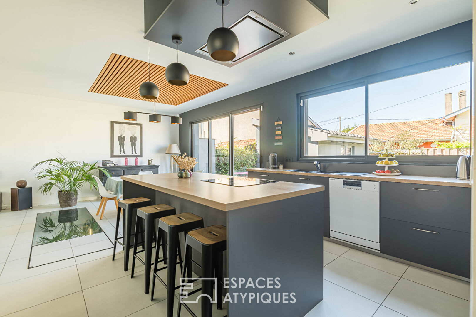 Belle échoppe surélevée quartier Piscine