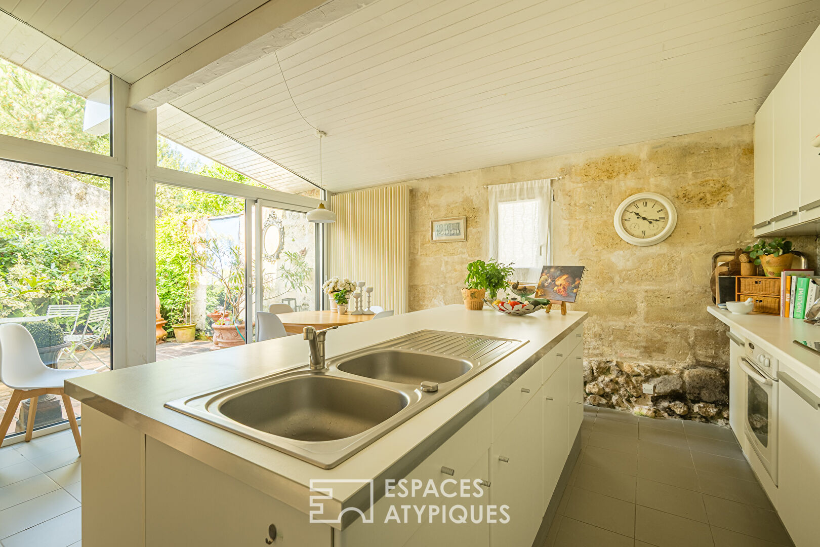 Échoppe rénovée avec terrasse à Mérignac Mondésir