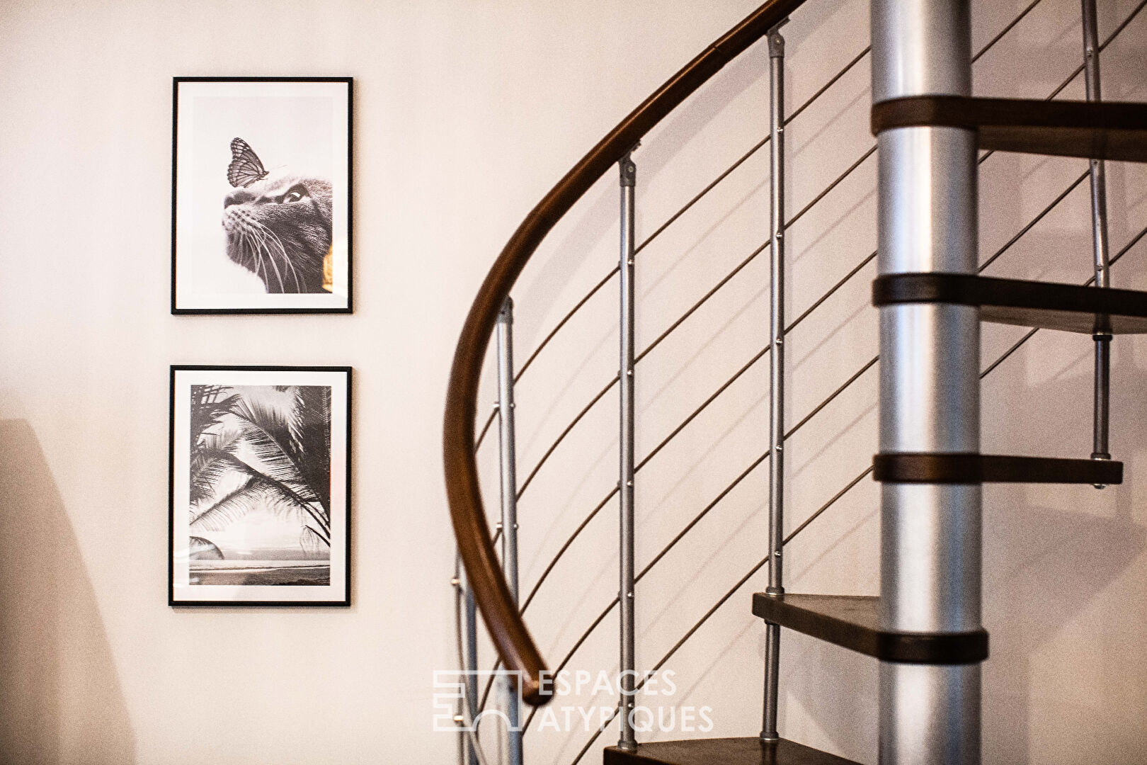 Appartement meublé en duplex avec jardin et dépendance