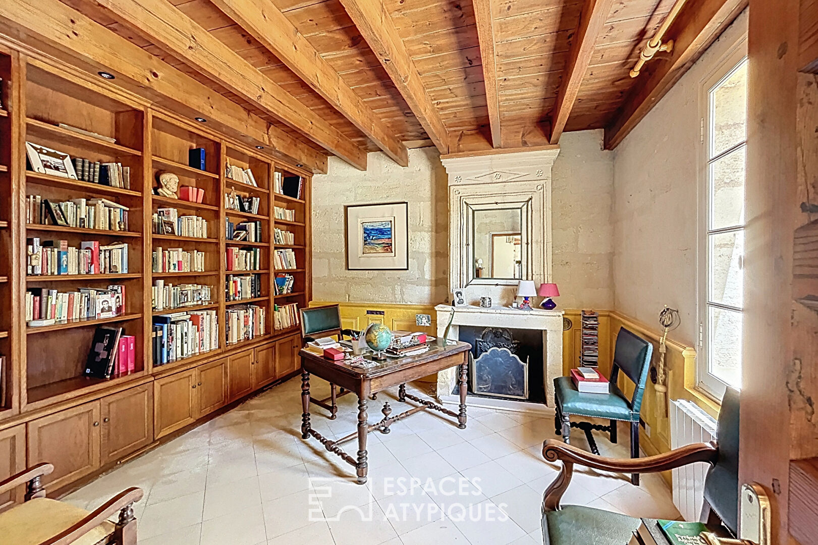Spacieuse maison de caractère à réinventer