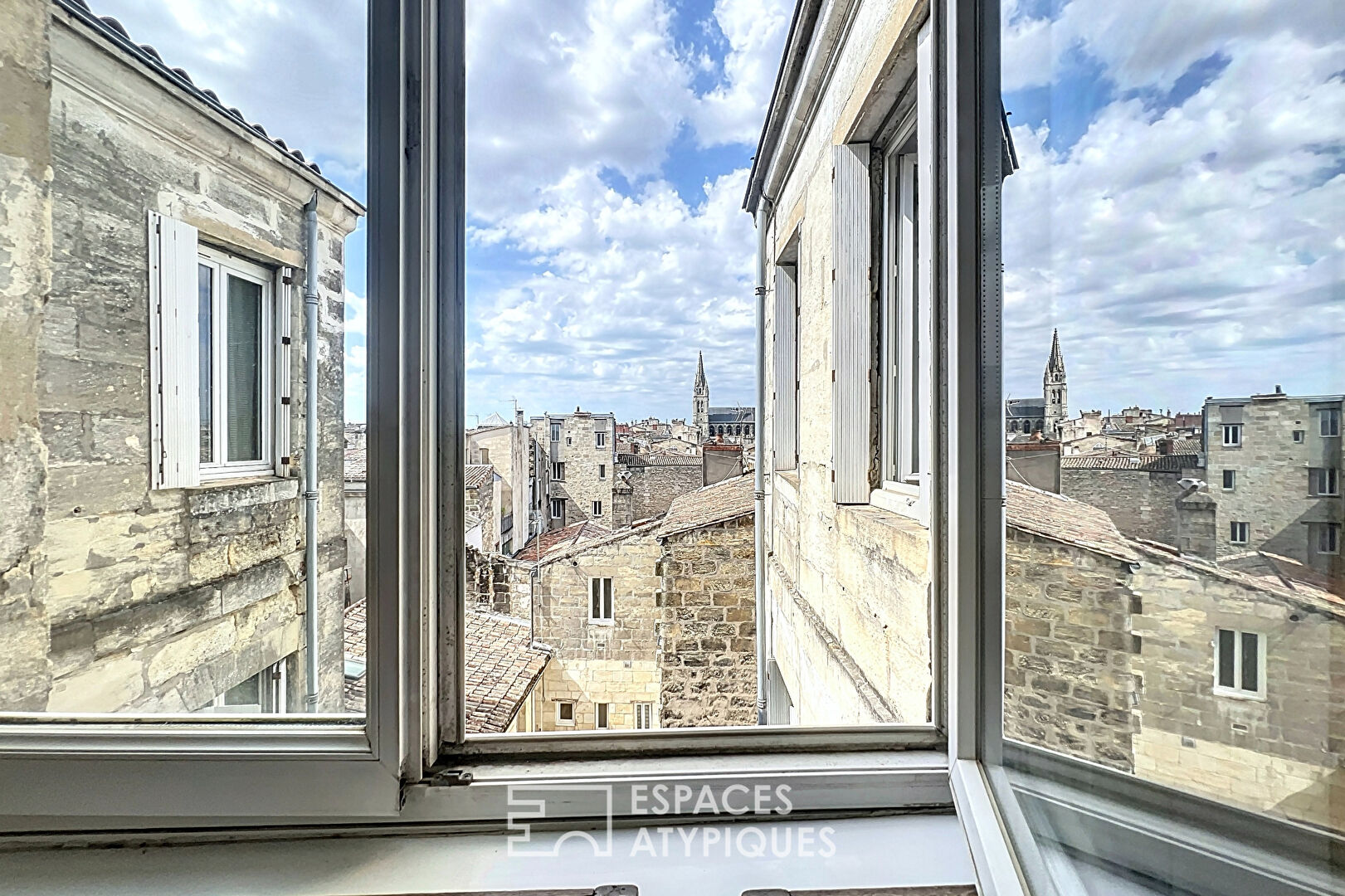 Charming 2-bedroom apartment in the heart of Chartrons