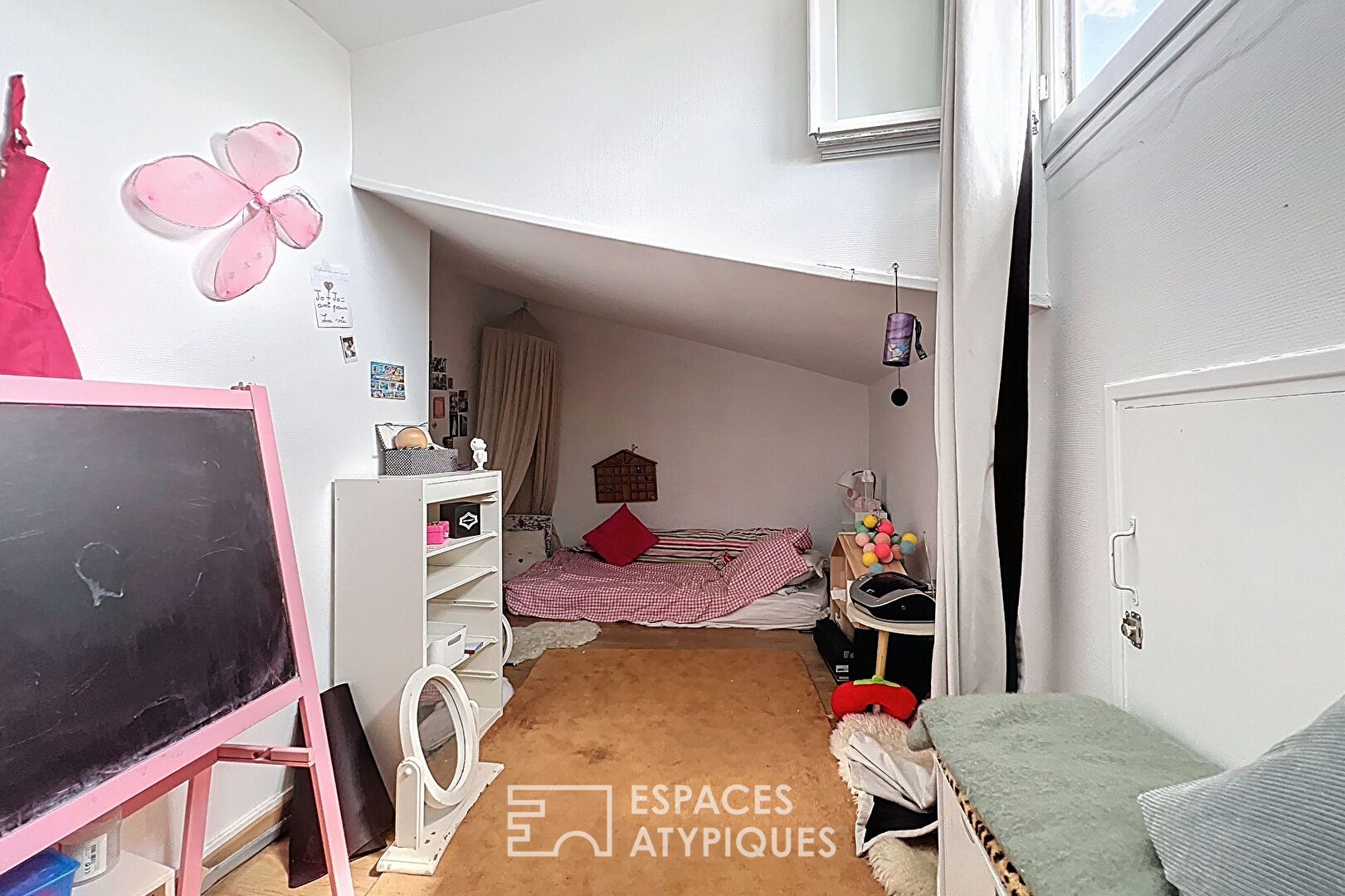 Charming 2-bedroom apartment in the heart of Chartrons