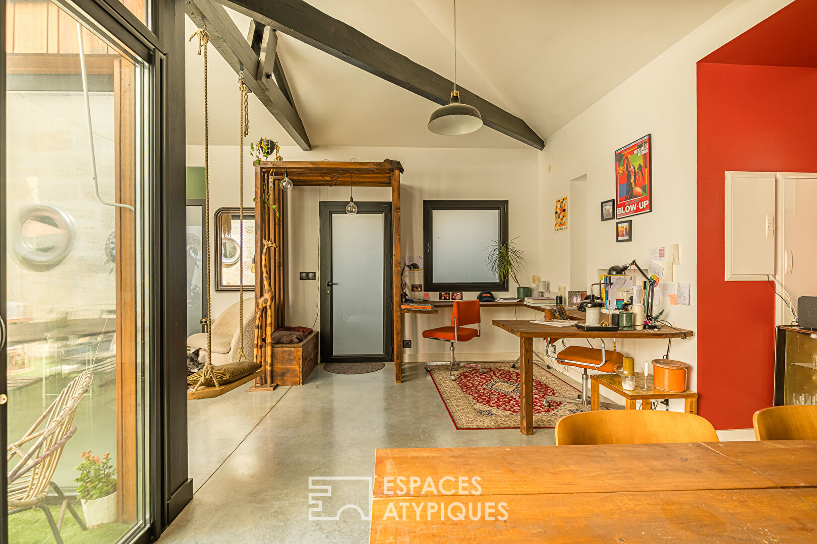 L’esprit loft avec extérieur au coeur du quartier des Chartrons