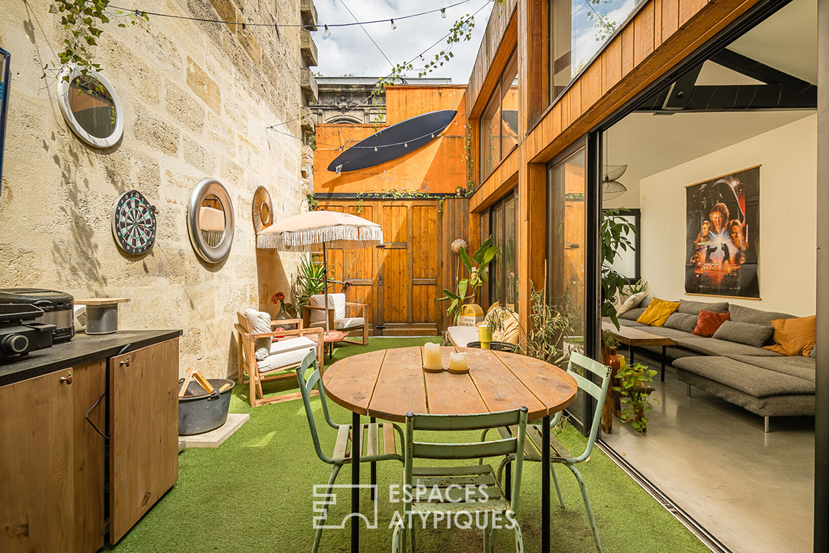 L’esprit loft avec extérieur au coeur du quartier des Chartrons