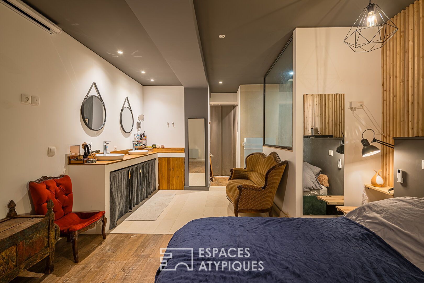 L’esprit loft avec extérieur au coeur du quartier des Chartrons