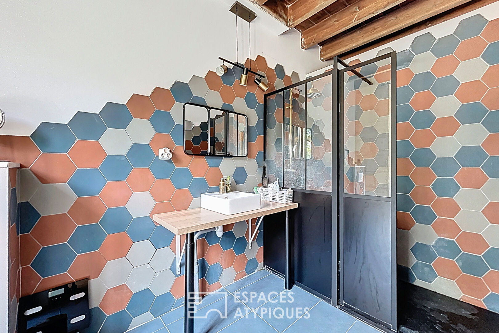 Grande maison familiale en pierre