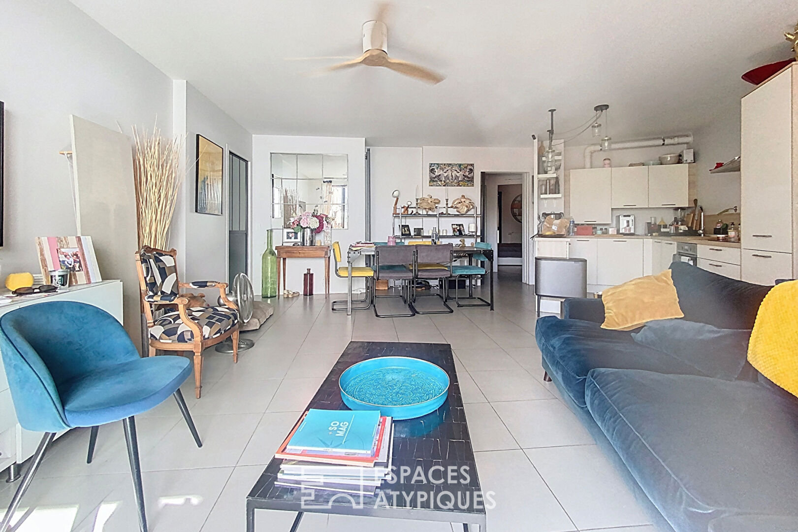 Appartement avec terrasse, ascenseur et parking aux Chartrons