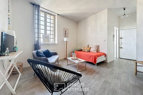 Appartement en duplex sous les toits en plein coeur de Bordeaux