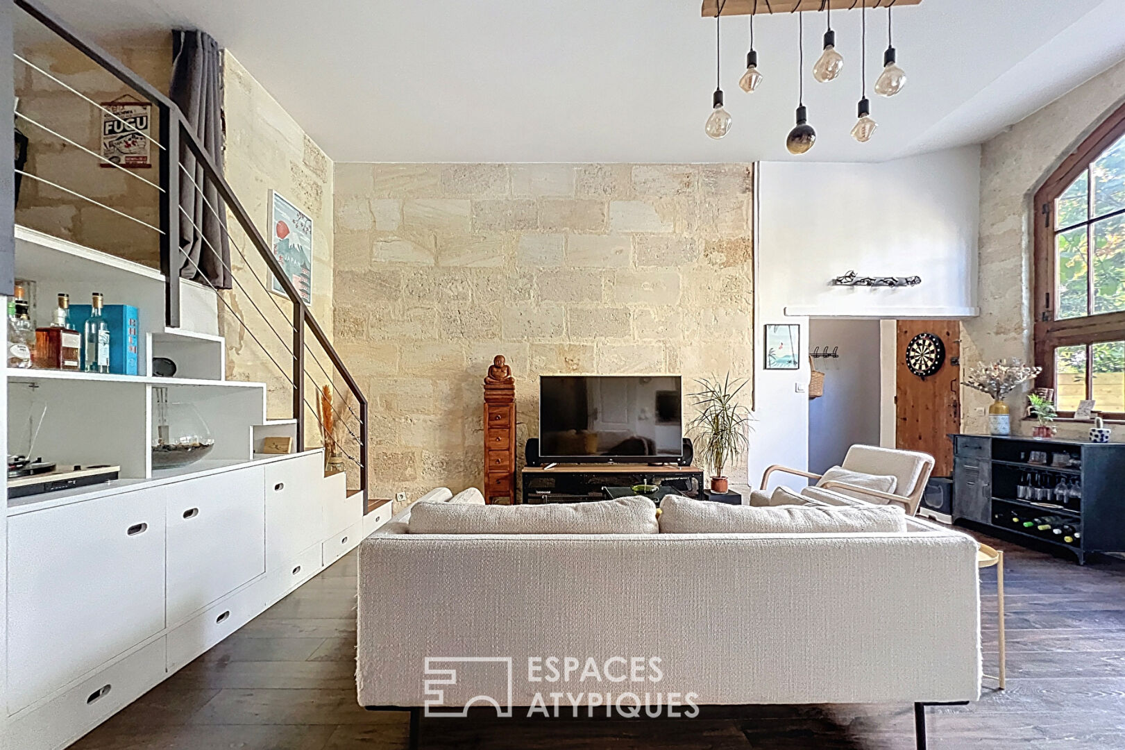 The charming cocoon with garden and swimming pool