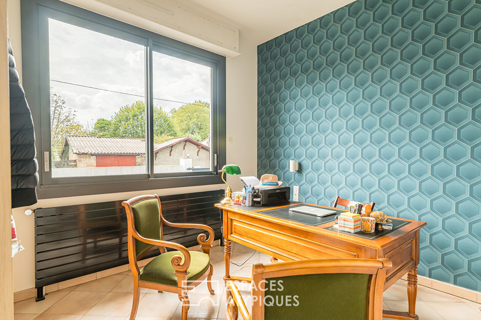 Maison esprit néo basque avec piscine et studio indépendant
