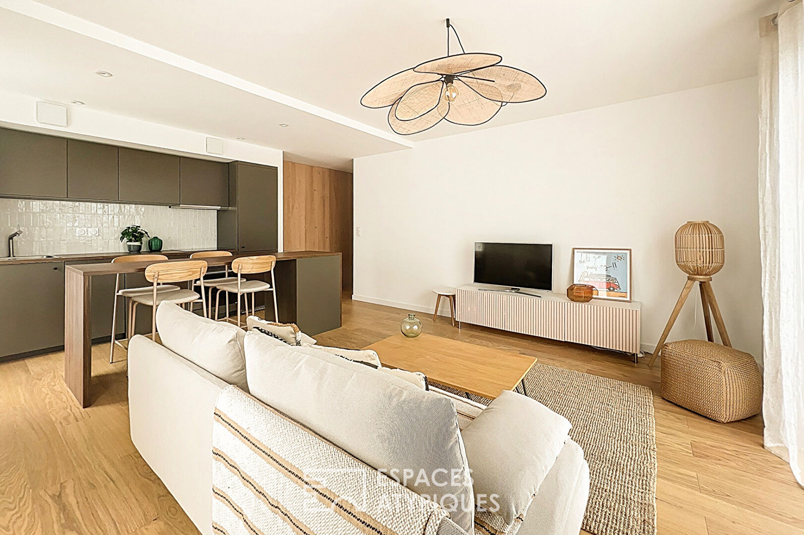 Appartement au dernier étage avec ascenseur et terrasse
