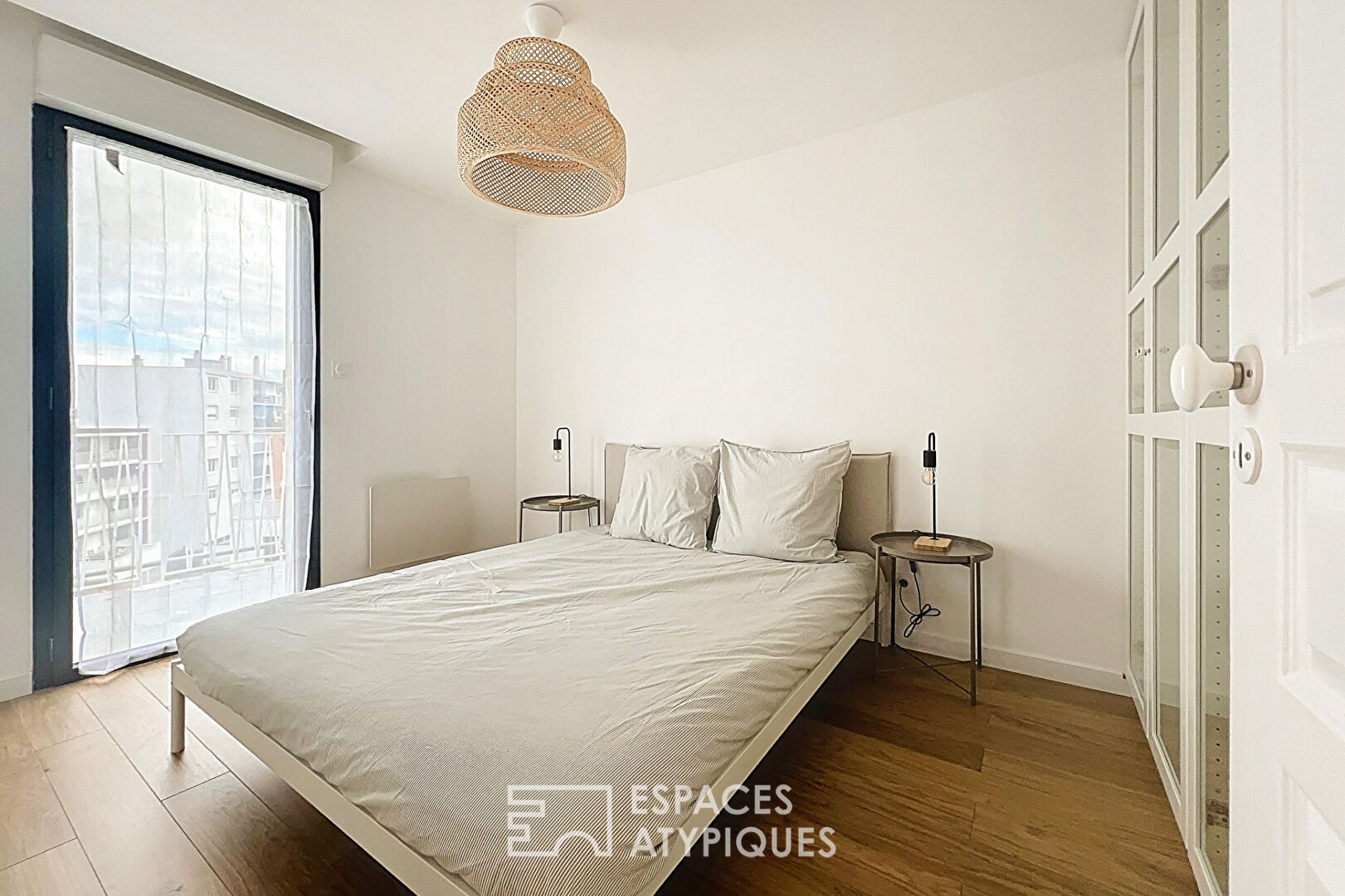 Appartement au dernier étage avec ascenseur et terrasse