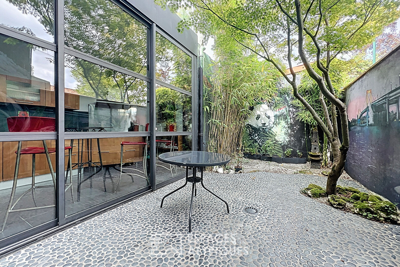 House with terrace in Bacalan