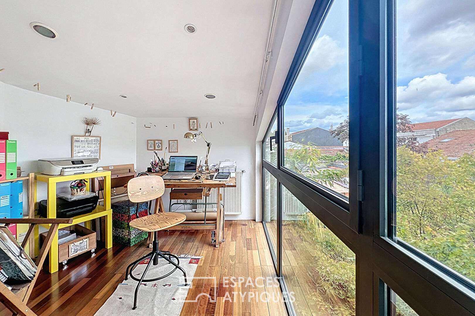 House with terrace in Bacalan