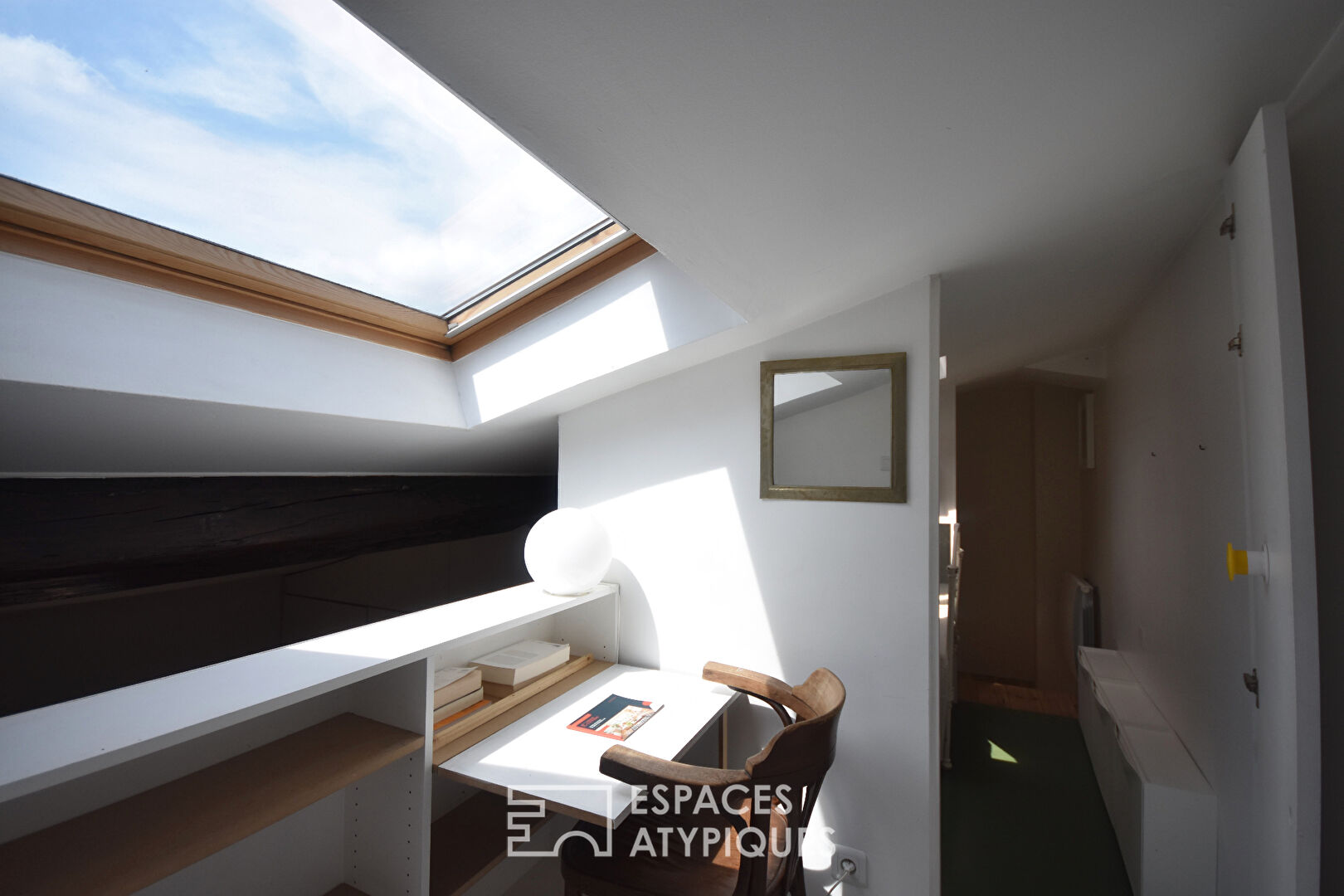 Le cosy arty de Sainte Croix_Meublé