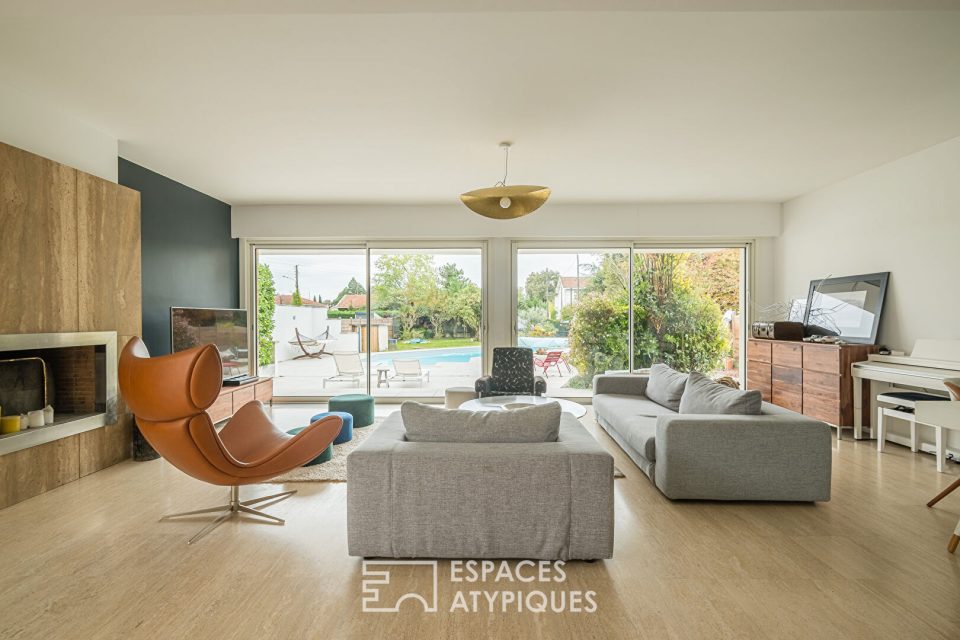 Une maison d'architecte iconique sublimée par une rénovation familiale d'exception