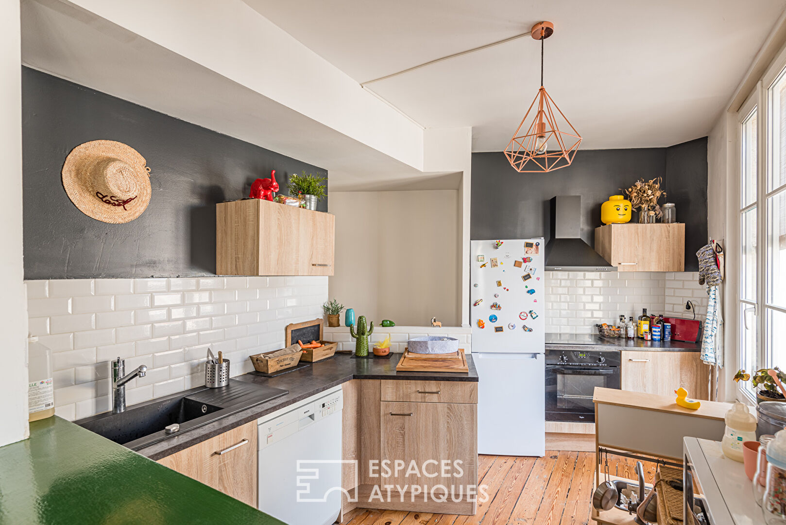 La jolie maison de ville avec garage aux Chartrons