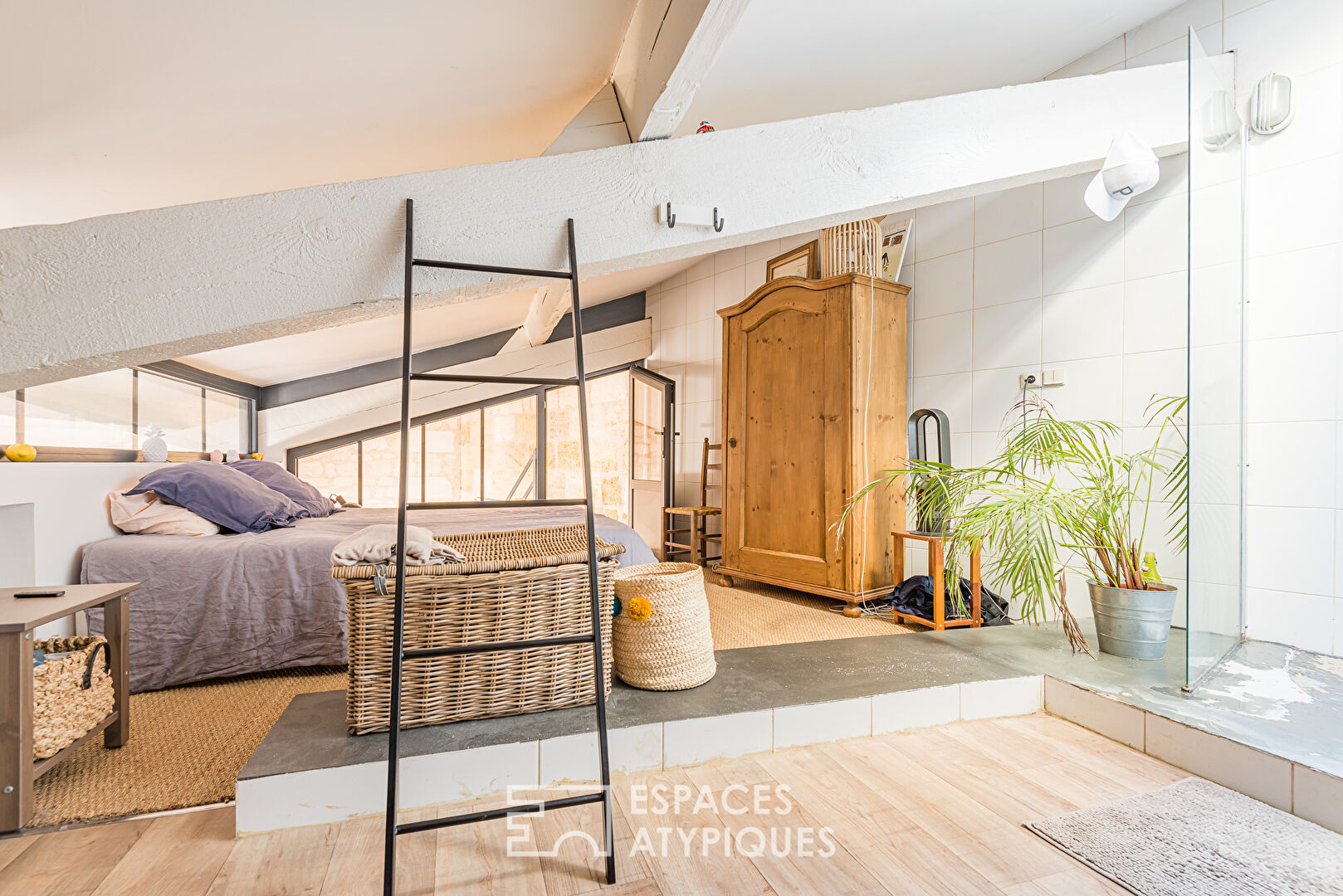 La jolie maison de ville avec garage aux Chartrons