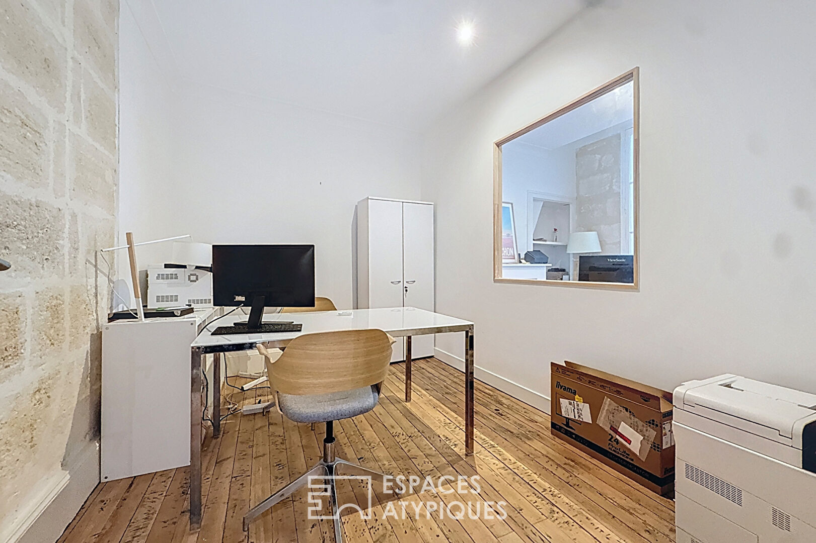 Offices or apartment Cours Xavier Arnozan