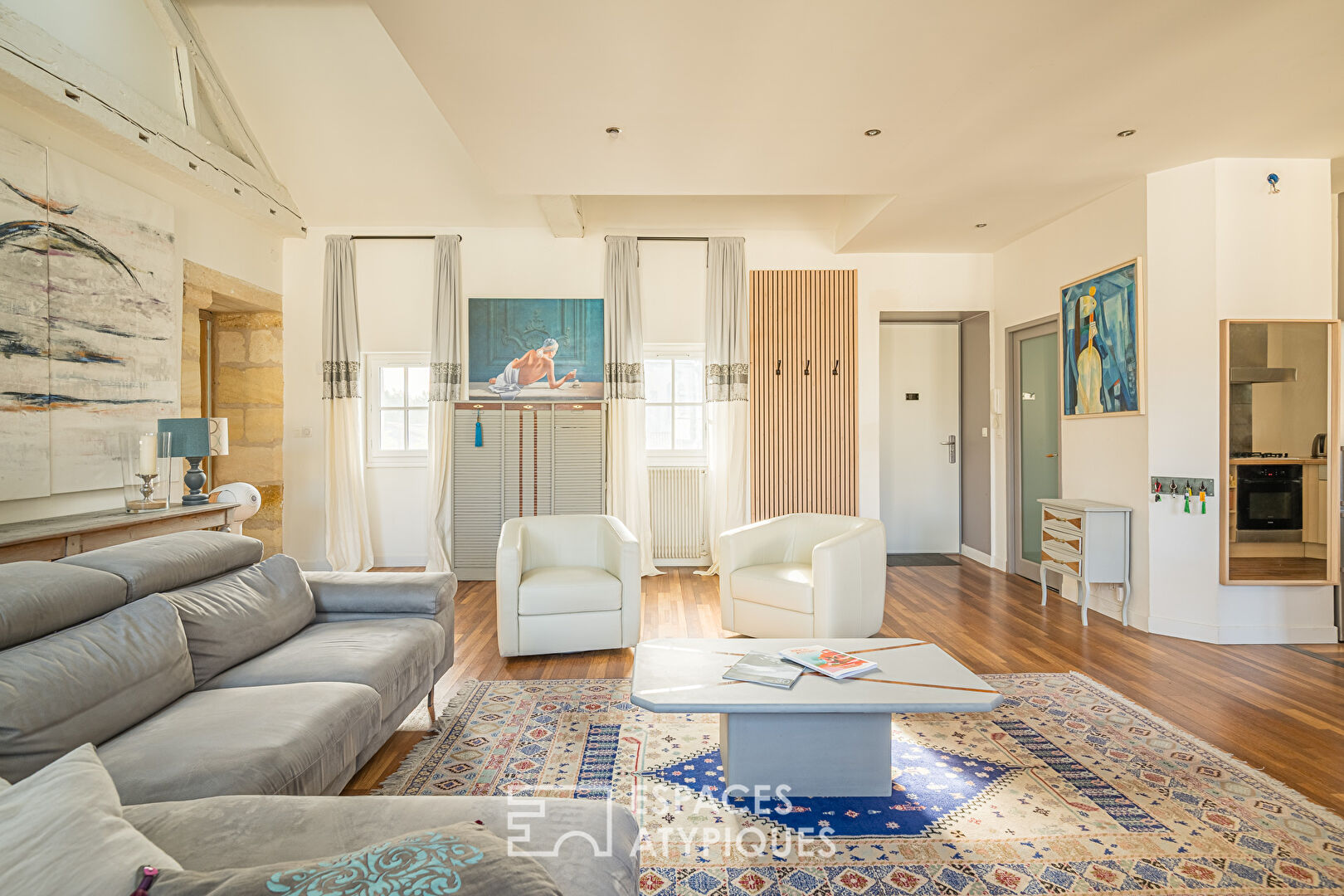 Appartement de charme rénové dans un ancien couvent de Sainte Croix