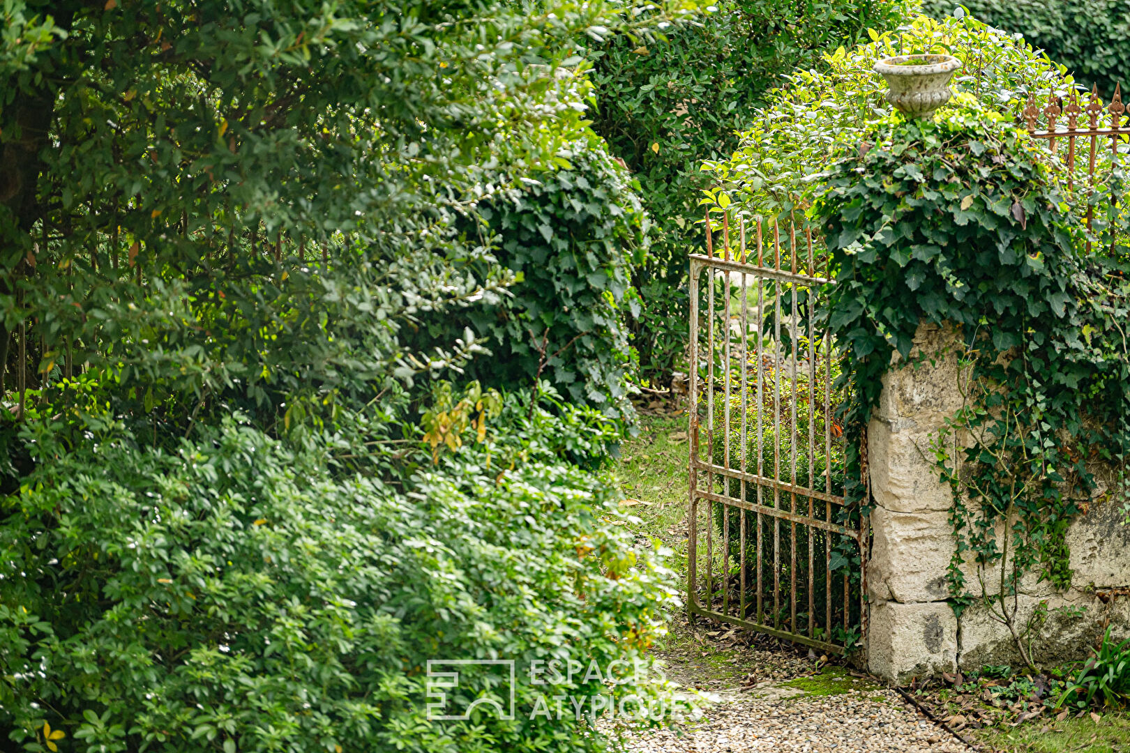 Grande maison au caractère authentique
