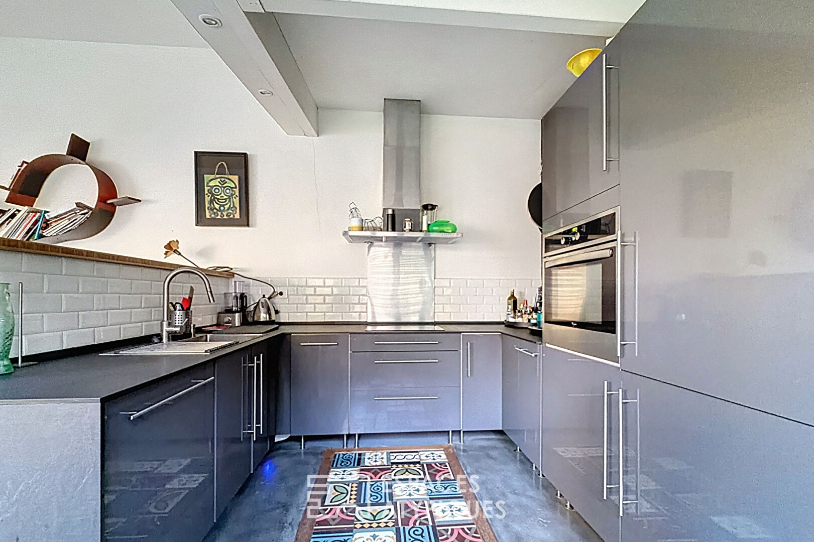 Propriété en pierre au charme multiple avec jardins, au coeur du Bouscat