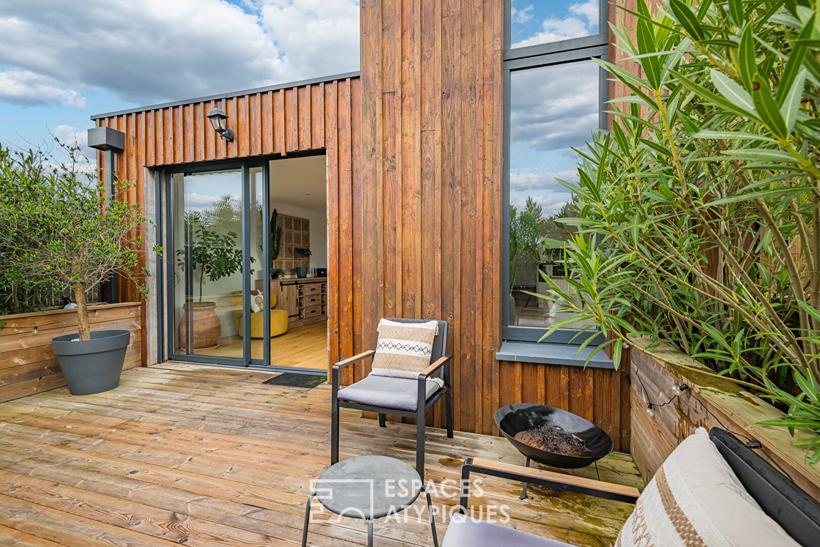 Maison d&rsquo;architecte avec vue à Martillac