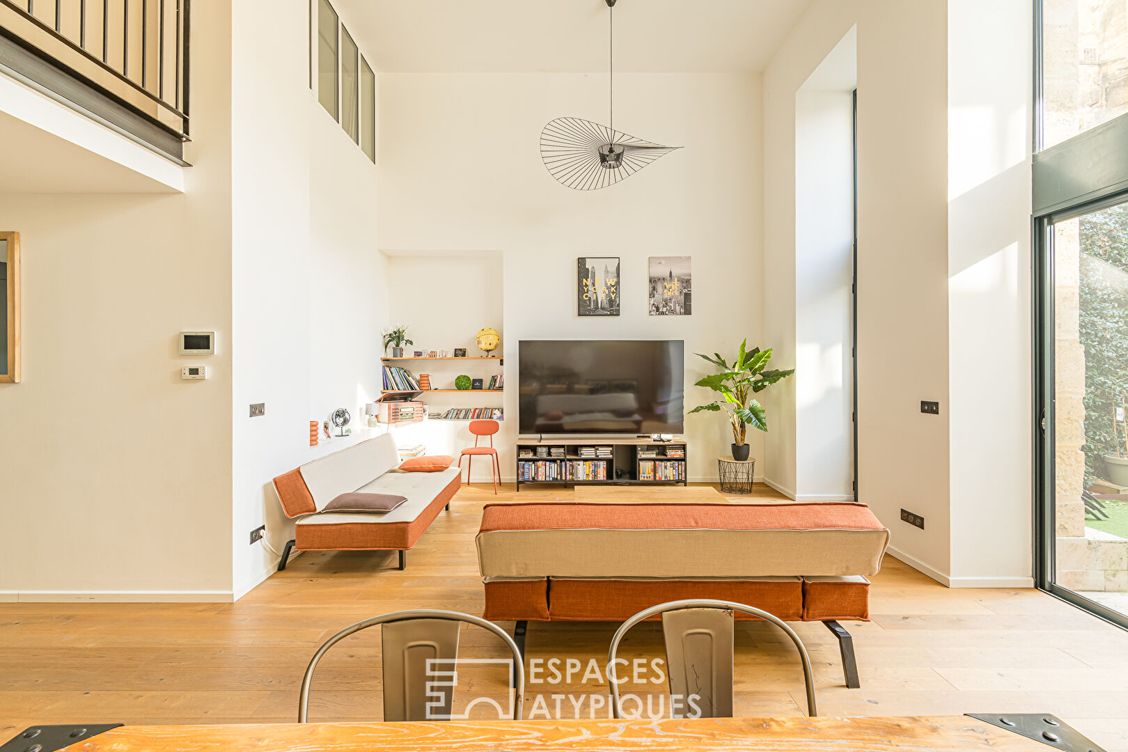 Loft au calme avec piscine et grand garage