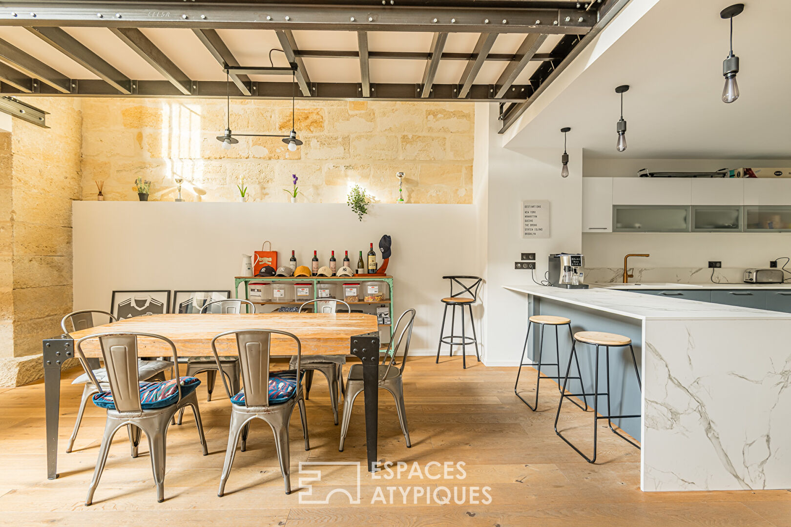 Loft au calme avec piscine et grand garage