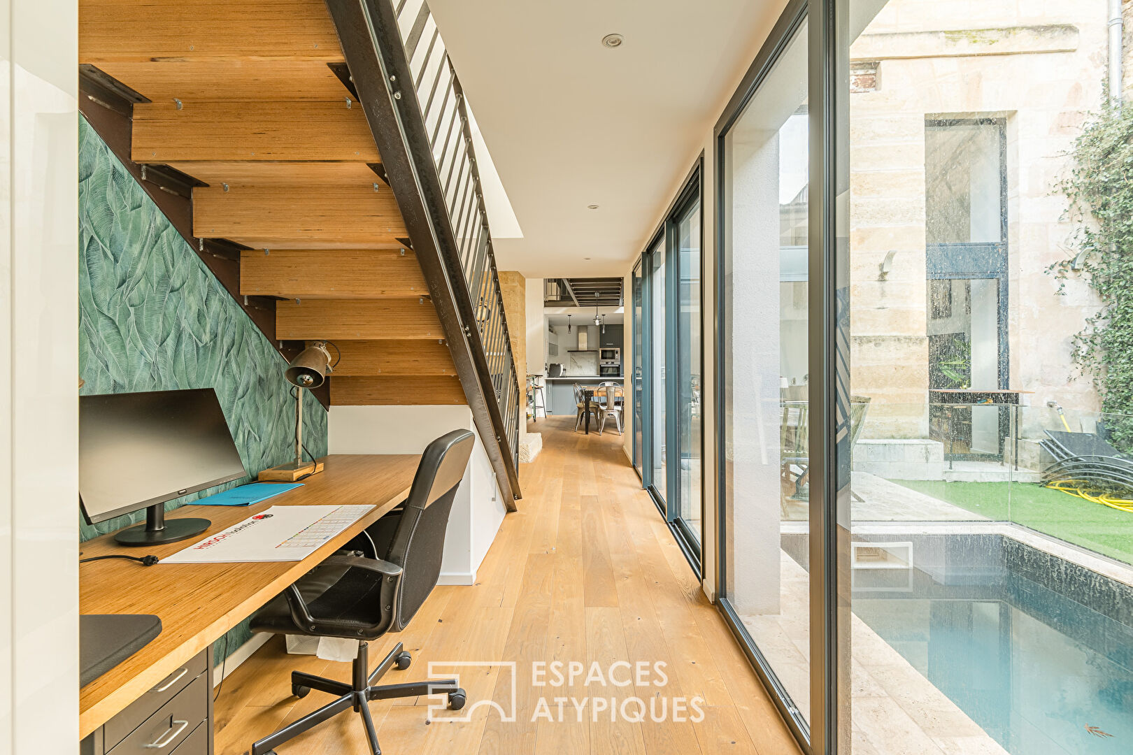 Loft au calme avec piscine et grand garage