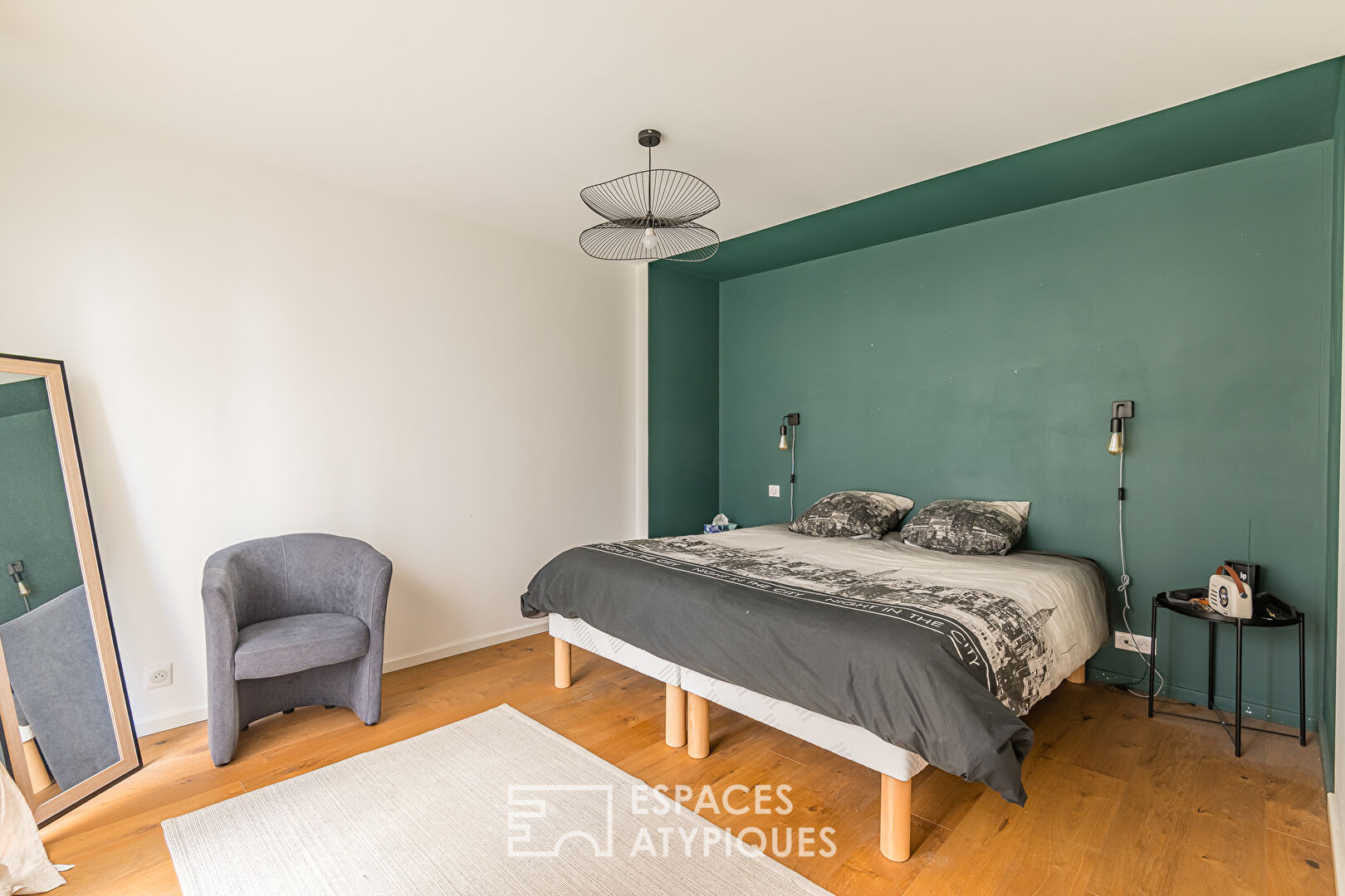 Loft au calme avec piscine et grand garage