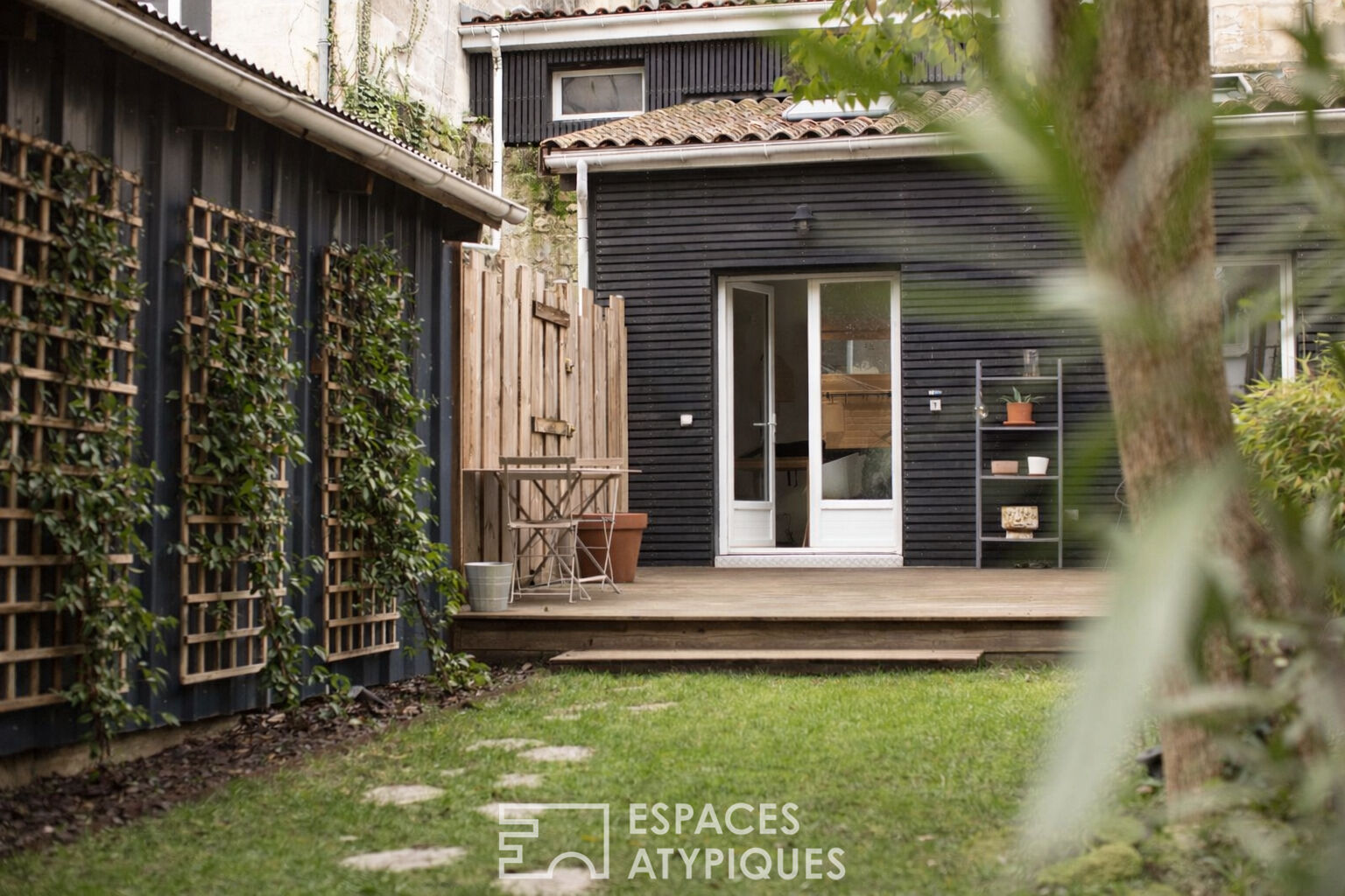 Appartement de caractère avec jardin aux Chartrons