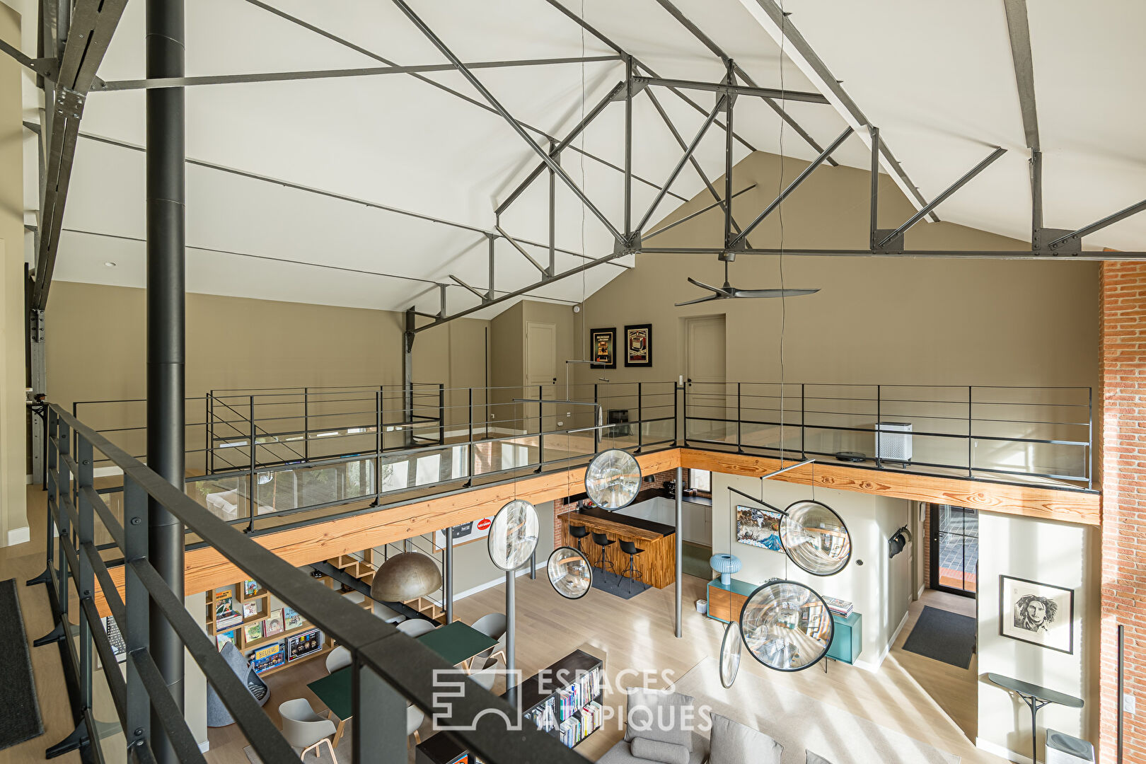 Loft avec appartement indépendant à la Bastide