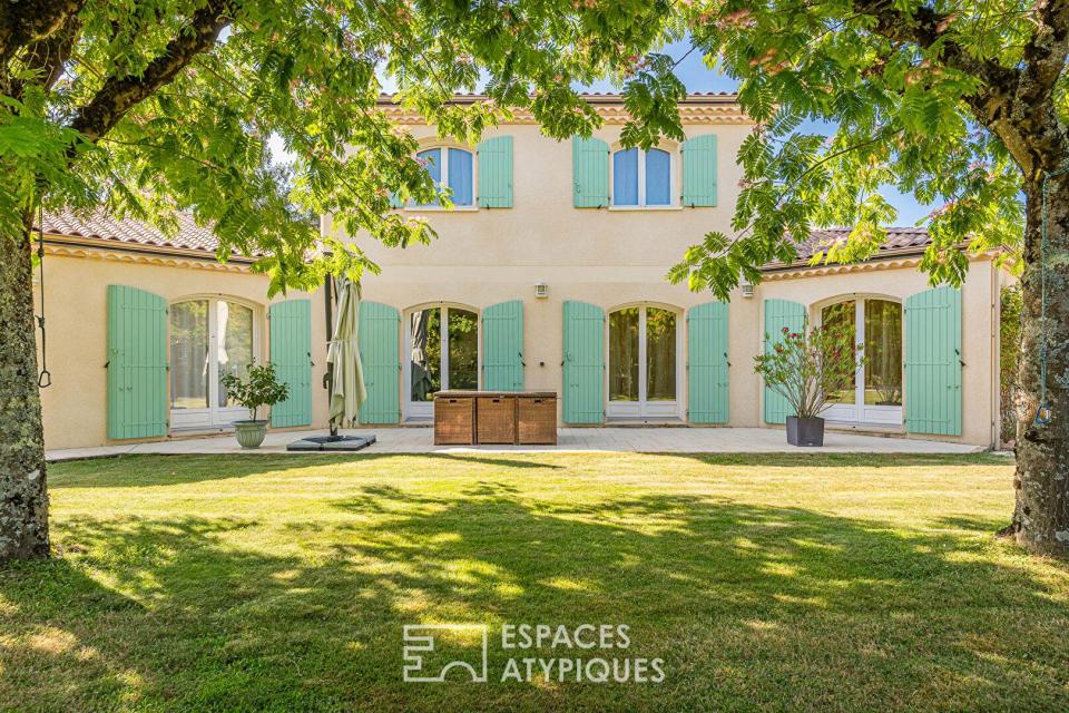 Élégante maison familiale de 183 m² avec cinéma immersif
