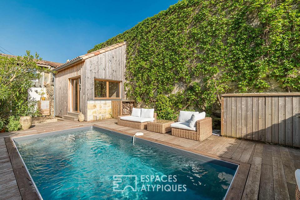 Maison en pierre avec piscine et dépendance