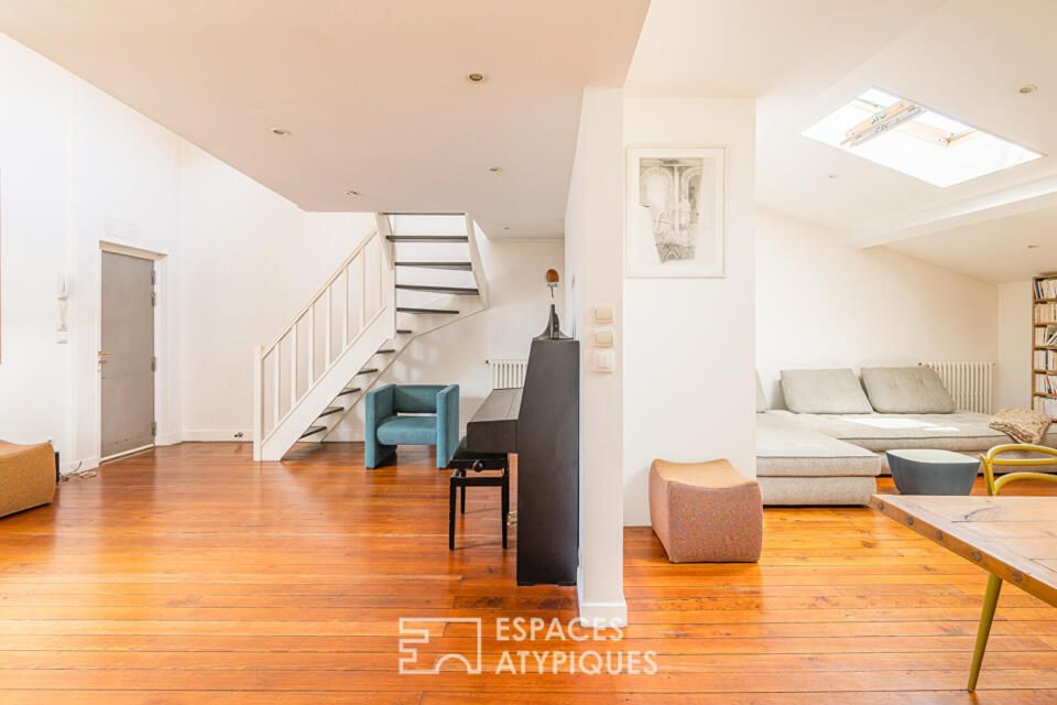 Appartement de charme type loft à deux pas de Pey-Berland