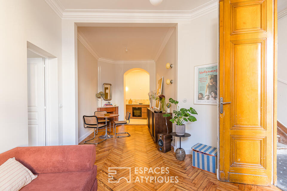 Appartement rénové dans le centre des Chartrons