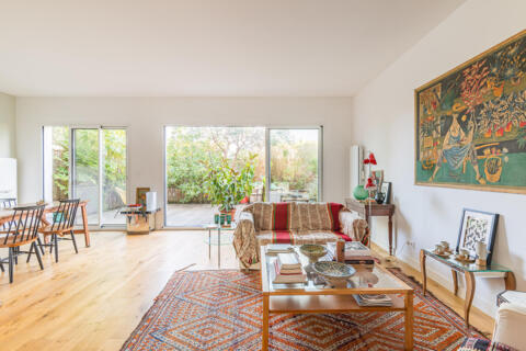 Appartement traversant avec grande terrasse végétalisée