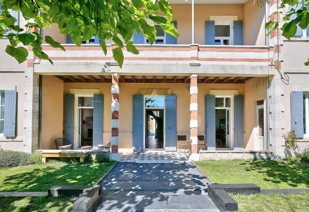 Authentic Arcachonnaise villa with garden