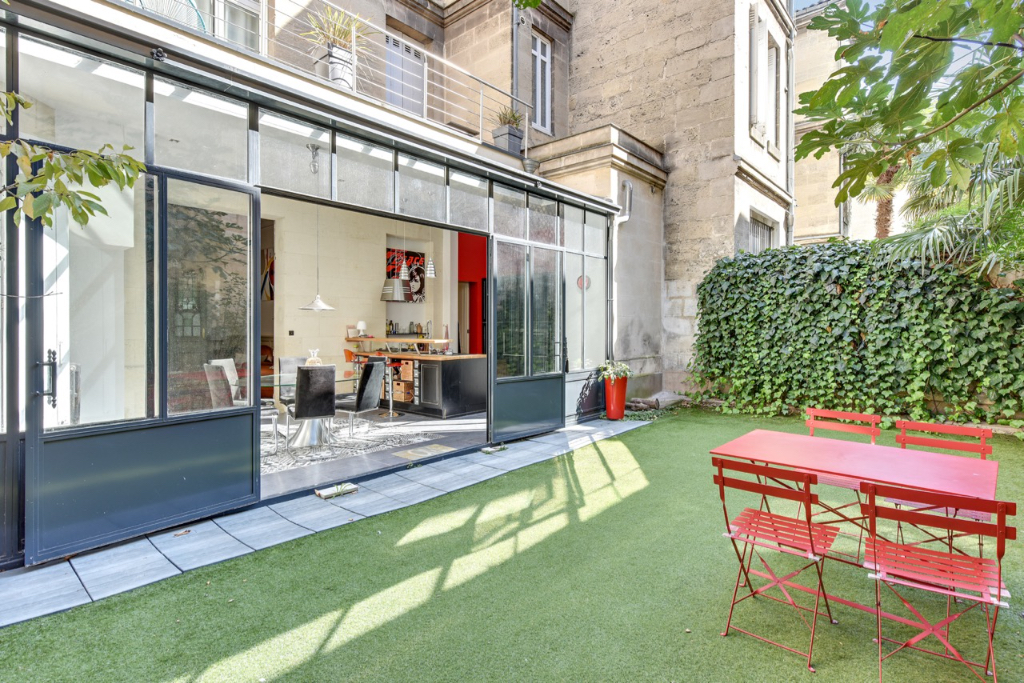 Appartement bourgeois avec jardin