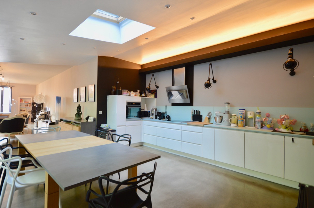 Loft in a former warehouse in Chartrons