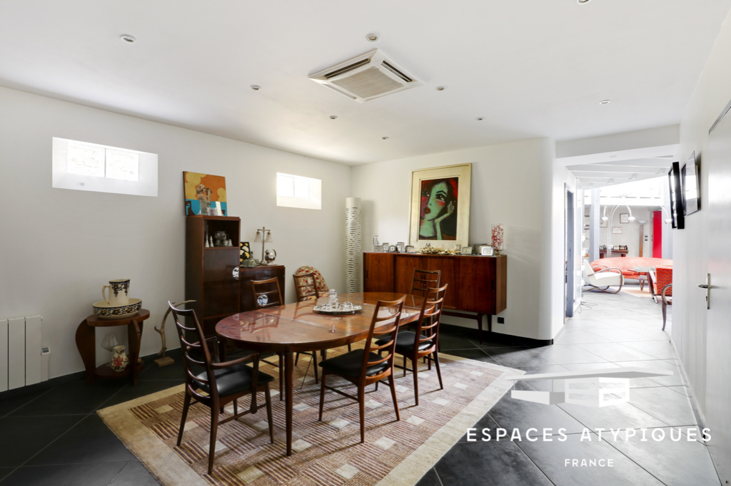 Hexagonal loft at the Bastide