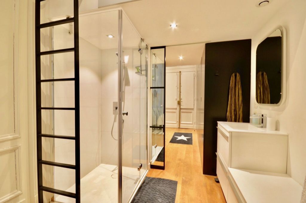 Renovated apartment upscale with terrace
