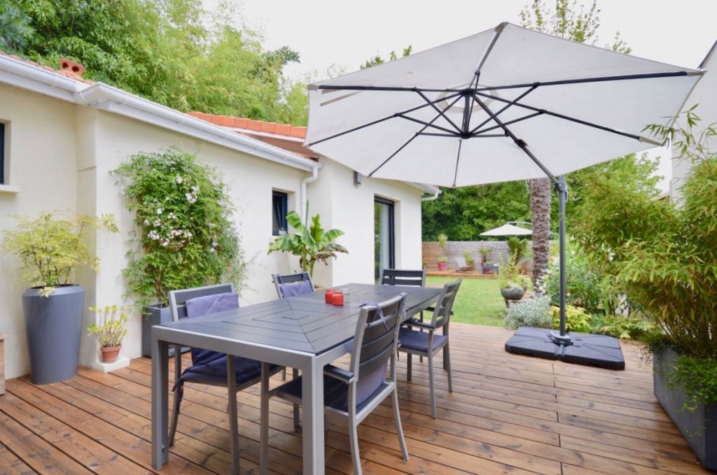 Maison de ville rénovée avec jardin