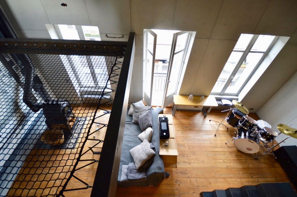 Appartement loft avec terrasse tropézienne