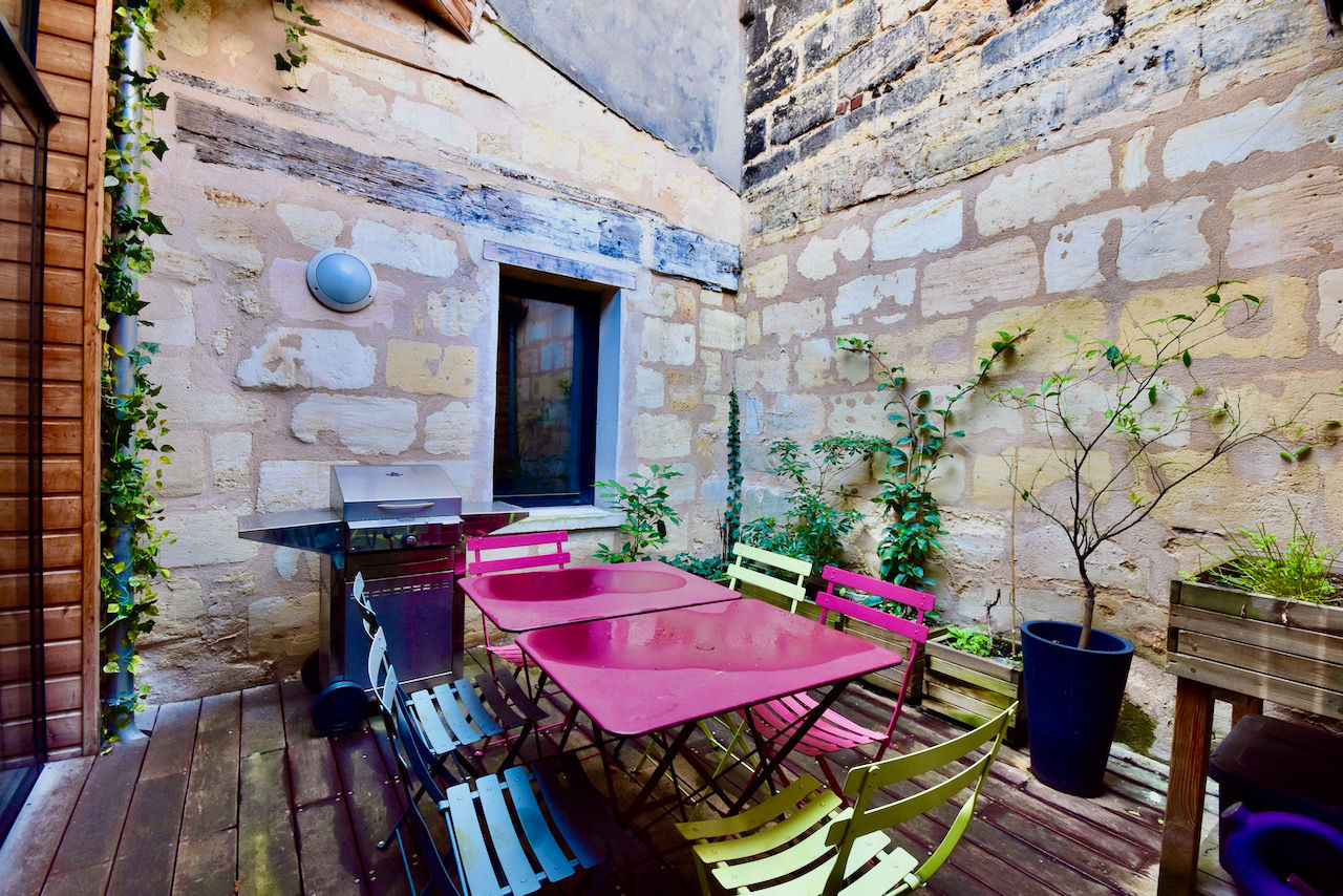 Former workshop rehabilitated into a loft near the Capuchins