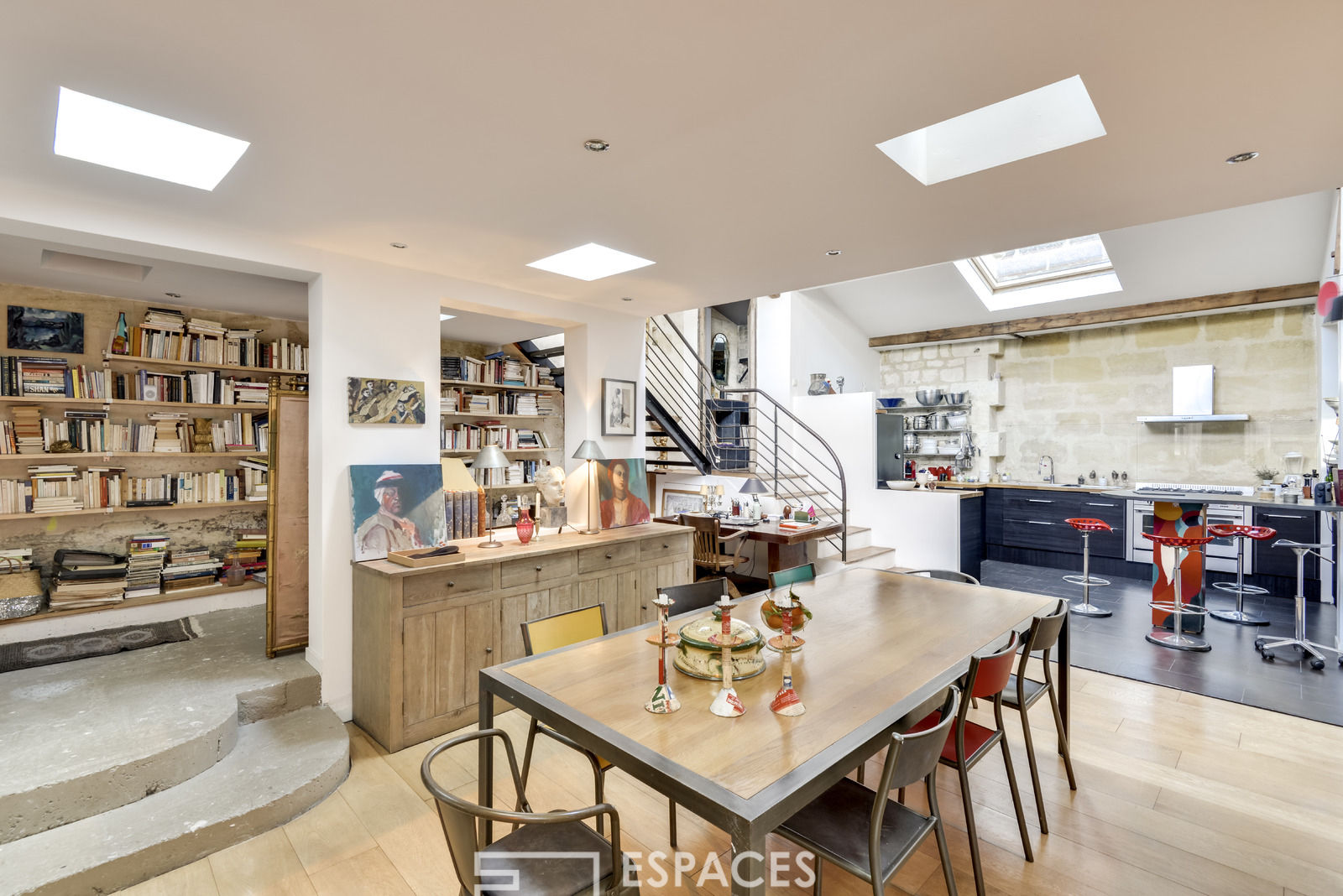 Loft avec terrasse aux Chartrons