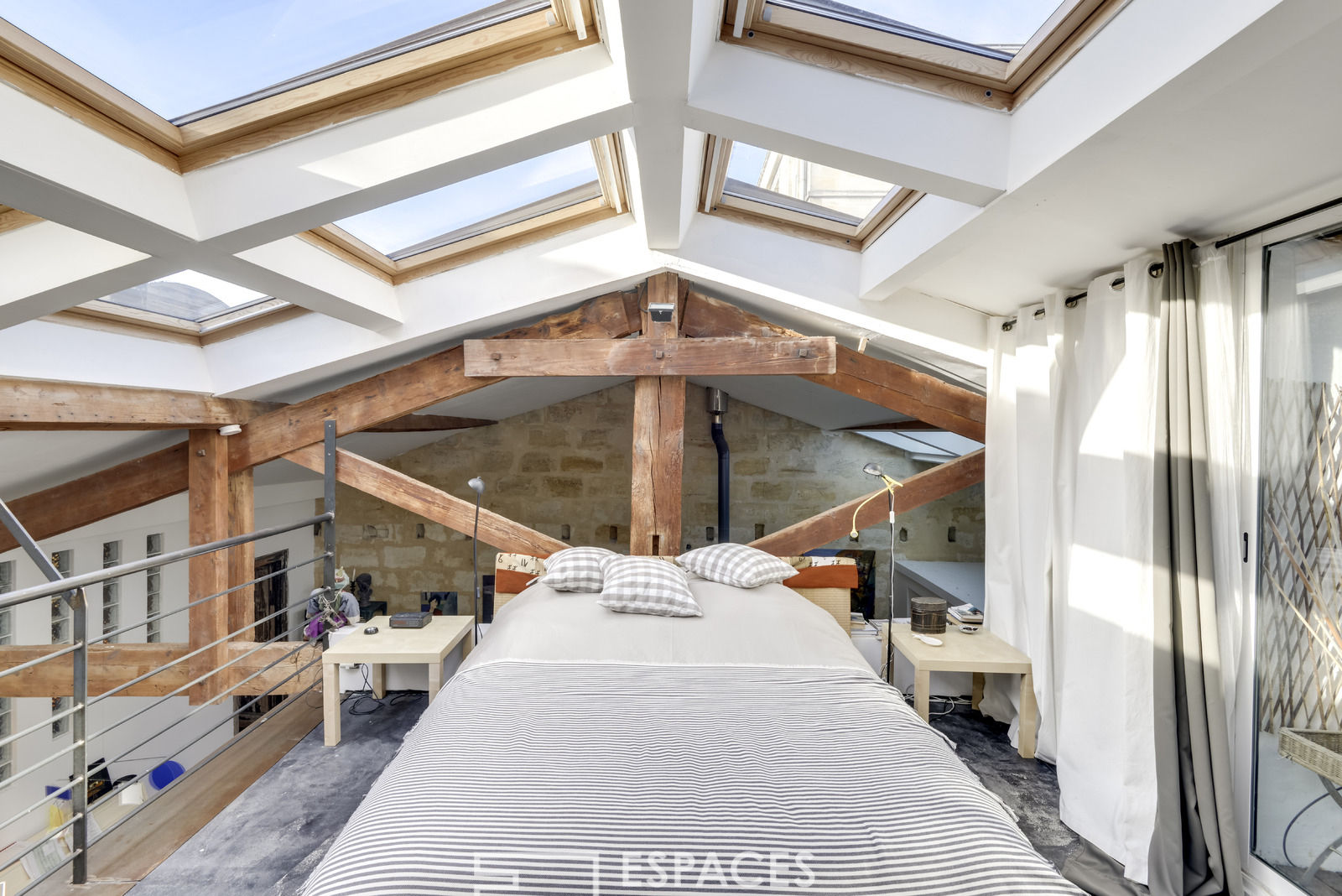 Loft avec terrasse aux Chartrons