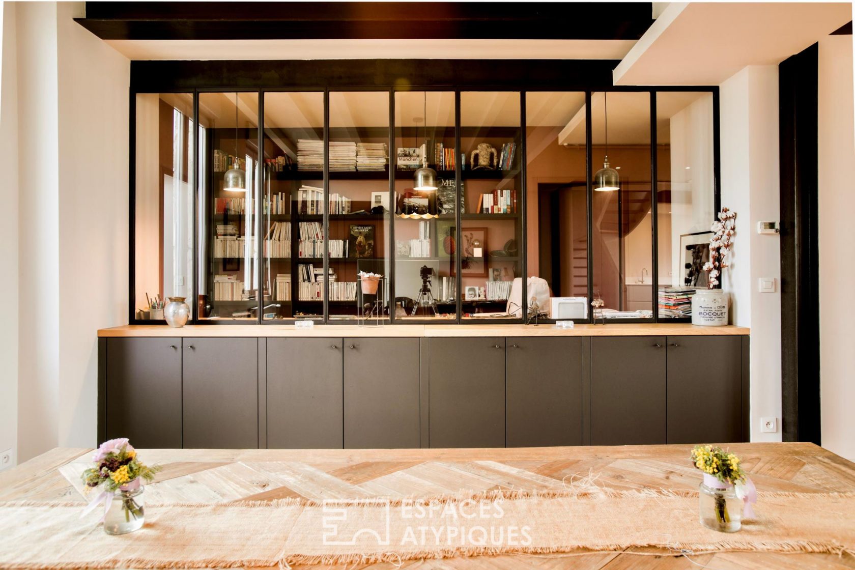 Loft with terrace and open view at the Bastide