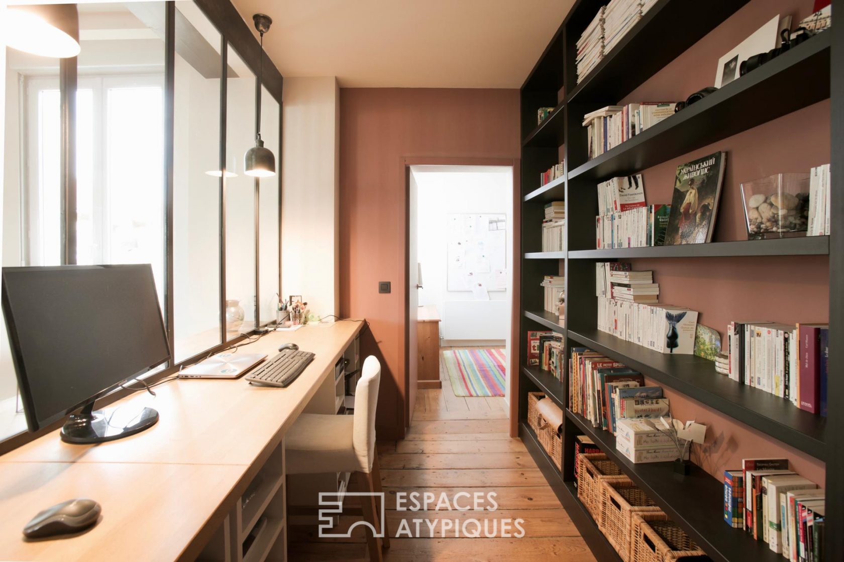 Loft with terrace and open view at the Bastide